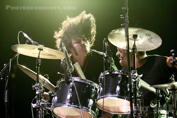 THE MARS VOLTA - 2012-06-29 - BELFORT - Presqu'ile du Malsaucy - Cedric Bixler-Zavala